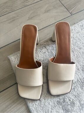 Mango Cream Wide-Strap Square-Toe Slide Mules